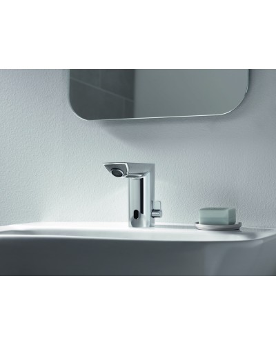 Смеситель для раковины с сенсорным управлением Grohe Bau Cosmo E (36451000)