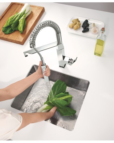 Змішувач для кухні з гнучким виливом Grohe Eurocube (31395000)