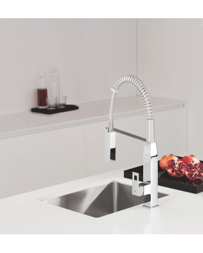 Змішувач для кухні з гнучким виливом Grohe Eurocube (31395000)