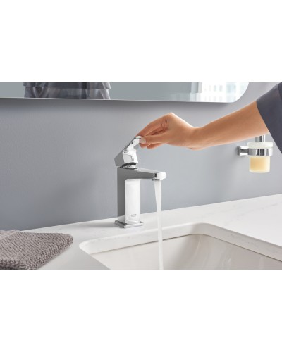 Дозатор жидкого мыла Grohe Essentials Cube New (40756001)