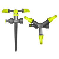 Зрошувач обертовий 3-х ріжковий на кілку LIME LINE в блістері. LE-6102