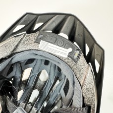 Защитный шлем Livall MT1 NEO (M) Black Grey (54-58см), акустика, микрофон, сигналы поворотов и стопов, приложение, пульт BR80, Bluetooth (LIV-T0MT1N-6243)