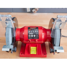 Настольный шлифовальный станок Hecht 1722