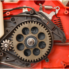 Электрическая цепная пила HECHT 2039