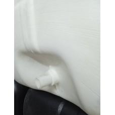 Емкость для воды 200 литров.