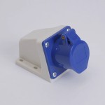 Розетка стационарная наружная 7113 16А 220В 2Р+Е IP44 LEE