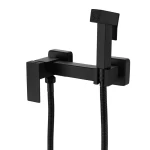 ZERIX KUB-222 BLACK Смеситель настенный с гиг. душем из нерж. стали SUS304 (кол. черный) (12 шт/ящ)