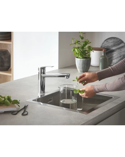 Смеситель для кухни Grohe Eurosmart New (30463000)