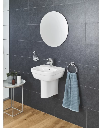 Дозатор жидкого мыла Grohe Essentials New (40448001)