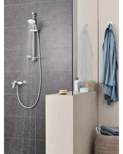 Душевый гарнитур со штангой. 1 режим струи Grohe New Tempesta Classic (27924001)