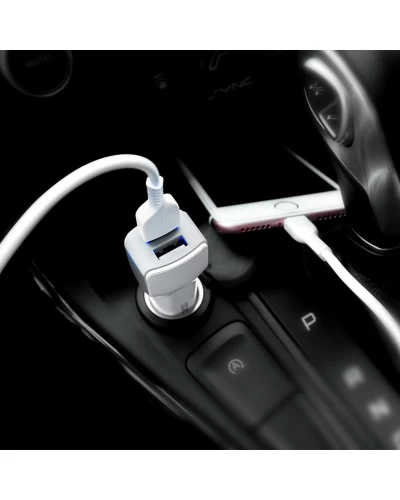 Автомобильное зарядное устройство HOCO Z23 имеет большой стиль dual-port car charger set with iP cable White (6957531078012)