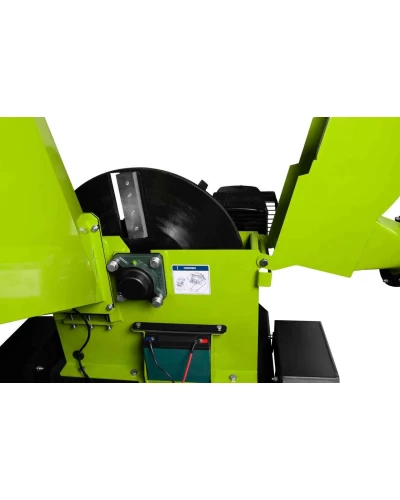 Садовый измельчитель Zipper ZI-HAEK15000