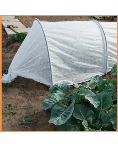 Агроволокно 30 г/м² 12.5х100 м "Shadow" (Чехия) 4% спанбонд белый для укрытия роз. цветов. винограда