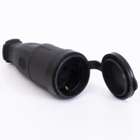 Розетка каучуковая с защитной крышкой переносная 406 2Р+РЭ IP44 TAKEL